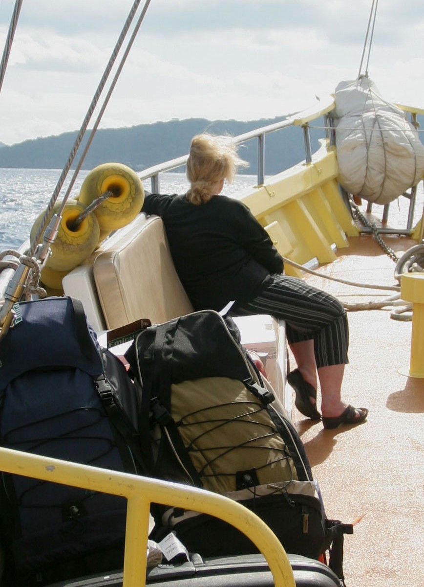 Passagère de la goélette rejoignant La Digue (Seychelles)